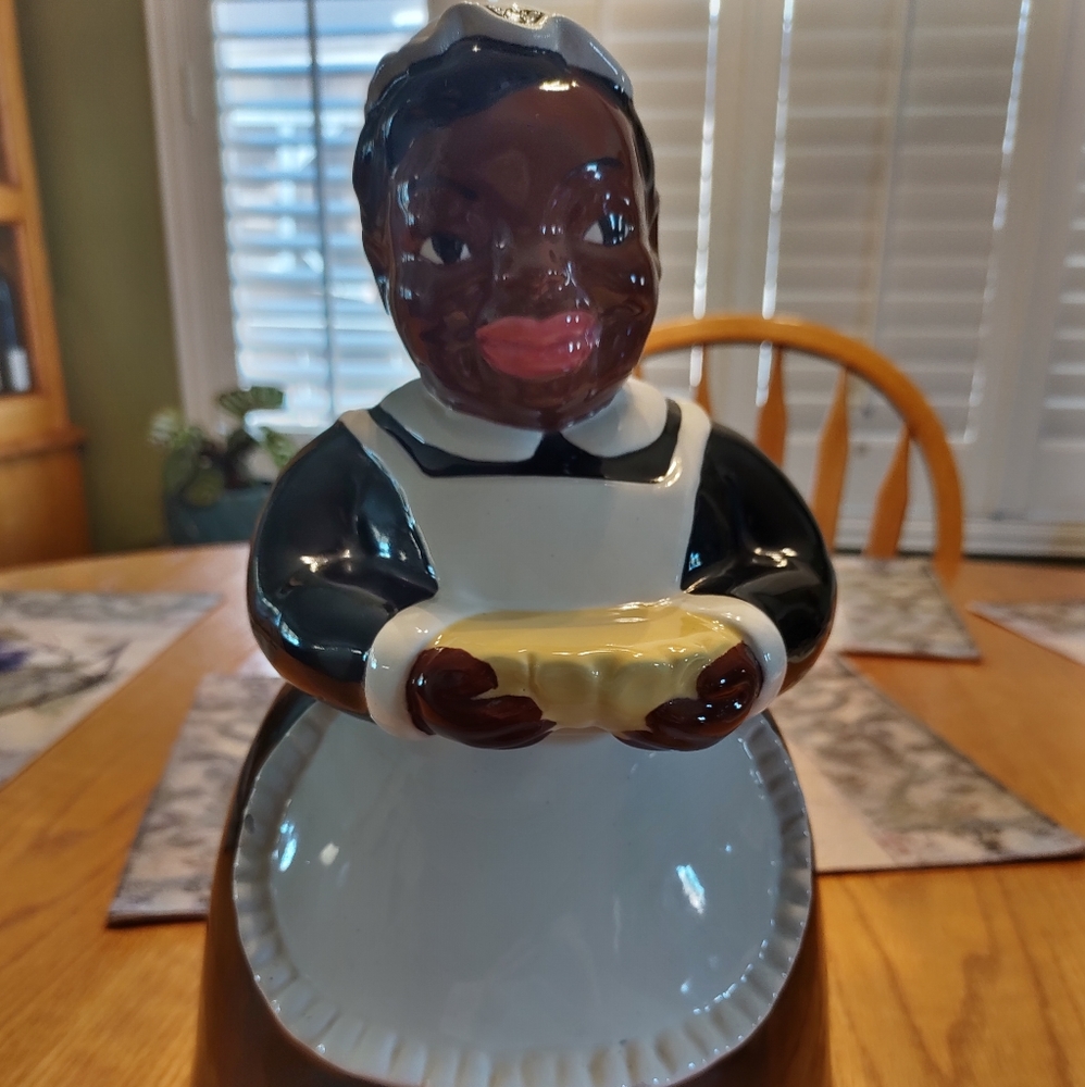 Anjamima cookie jar